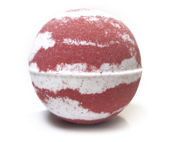 Nikki Stikki Botanicals – CBD Bath Bomb – Christmas Spirit Bomb (red/green) – 300mg CBD | Ganja Express Canada