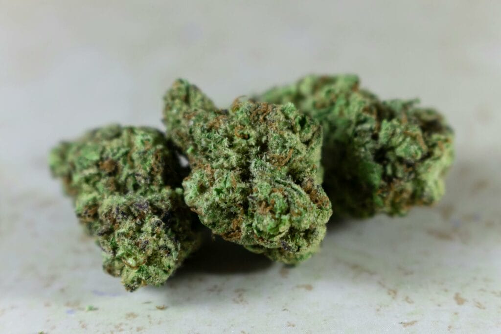 Best Indica Online in Canada | Ganja Express Canada